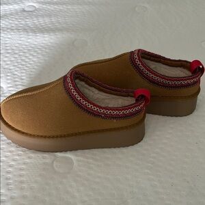 Platform Slip-On Shoes/slippers with Red Trim